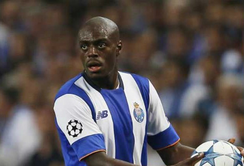 Martin Indi là cầu thủ đa năng đá được hậu vệ trái, trung vệ và tiền vệ. Ảnh: Reuters.