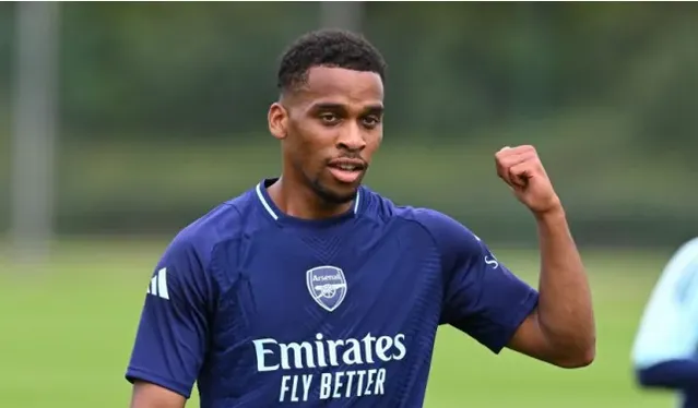 Tin BĐQT 19/07: Jurrien Timber muốn đội bóng cũ Ajax chiêu mộ Wout Weghorst