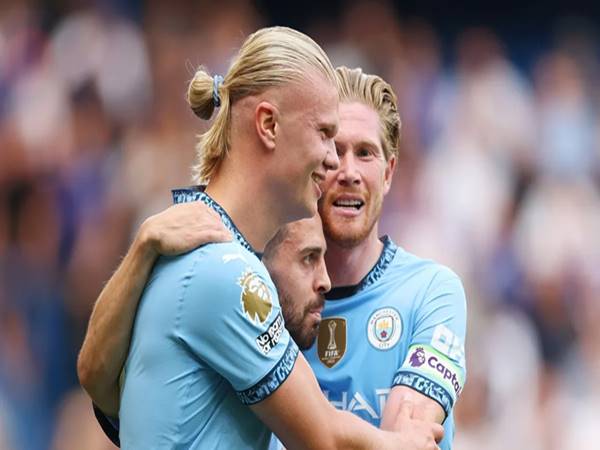 Man City dạy cho Chelsea bài họ trong bóng đá