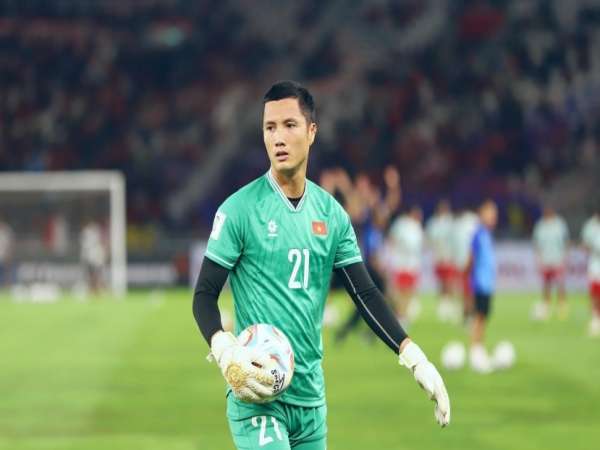 Bóng đá VN: HLV Kim Sang Sik chốt xong thủ môn