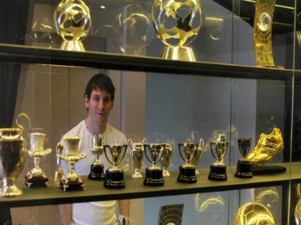 Điểm danh tất cả danh hiệu của Lionel Messi đã giành được
