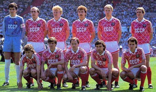 Đội tuyển Liên Xô tại Euro 1988 Đội tuyển Liên Xô tại Euro 1988