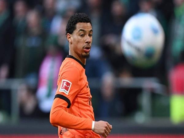 Vì sao Liverpool vẫn cần thêm tiền đạo?