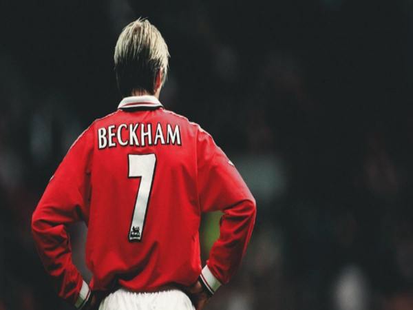 Tiền đạo cánh David Beckham