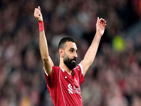 Liverpool quy hoạch Mbaye thay thế Mohamed Salah