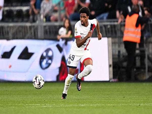 Tin Liverpool: Vượt Man City vụ thần đồng Ibrahim Mbaye