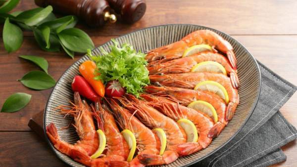 Chiêm bao thấy ăn tôm Chiêm bao thấy ăn tôm